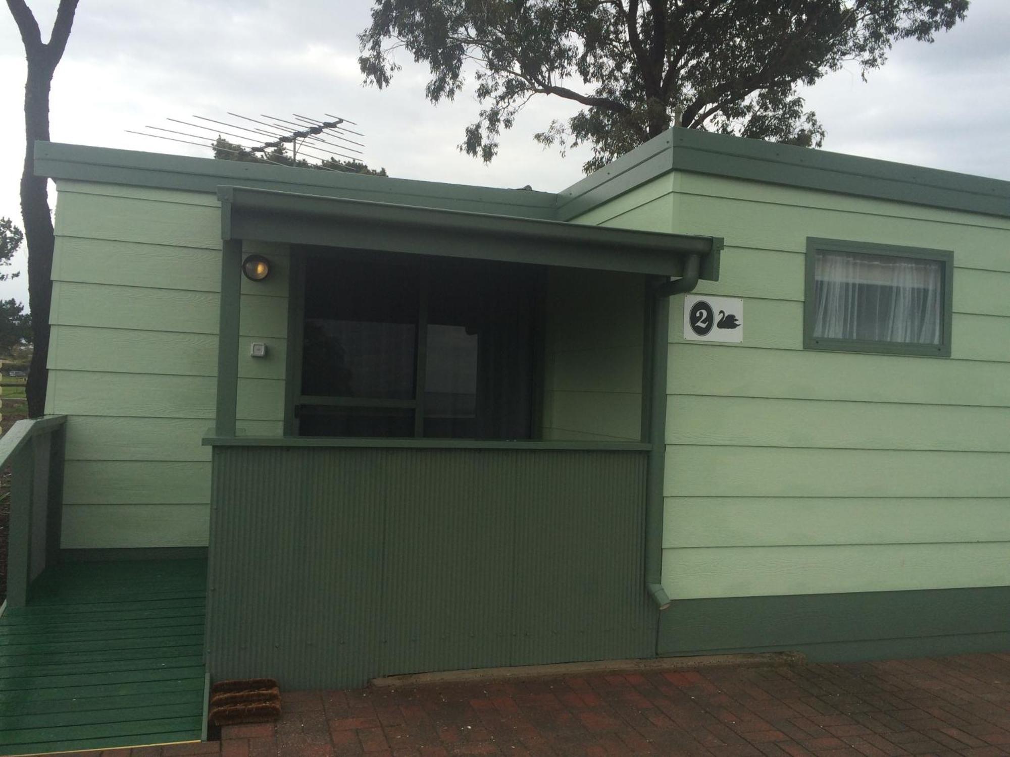 Lake Albert Caravan Park Hotel Meningie ภายนอก รูปภาพ
