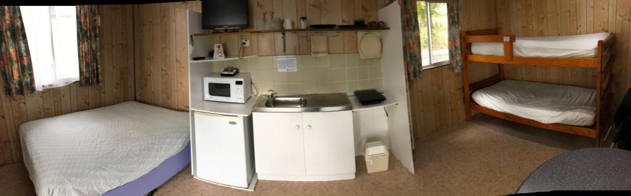 Lake Albert Caravan Park Hotel Meningie ภายนอก รูปภาพ